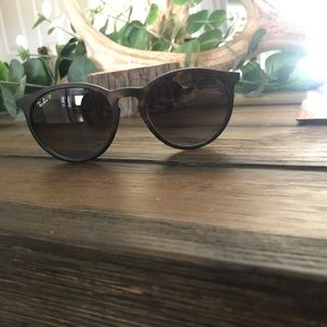 Women’s Ray Bans